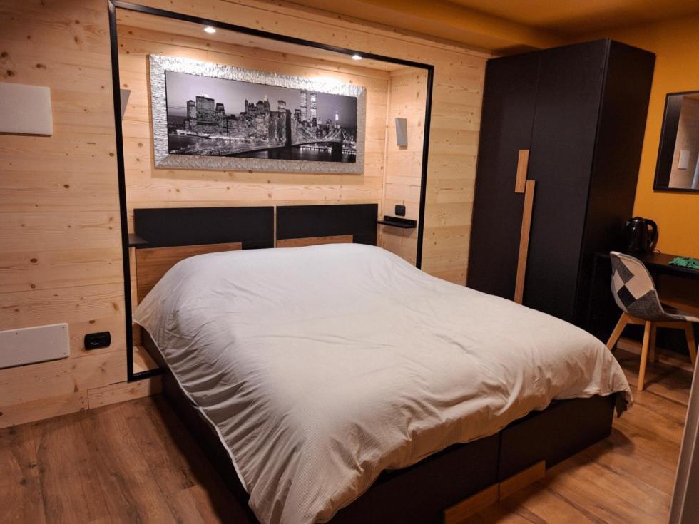 Rewind Hotel Temù Екстериор снимка
