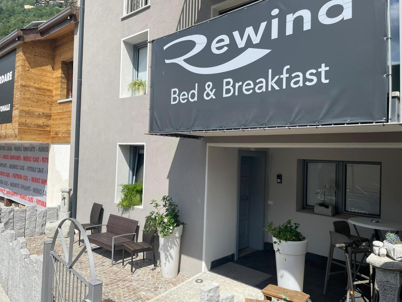 Rewind Hotel Temù Екстериор снимка